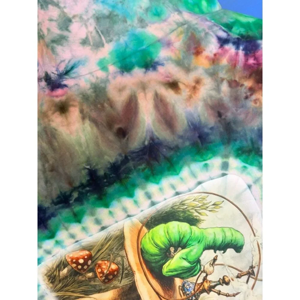 Handmade Alice in Wonderland tie dye t-shirt ice dyed - Picture 6 of 7